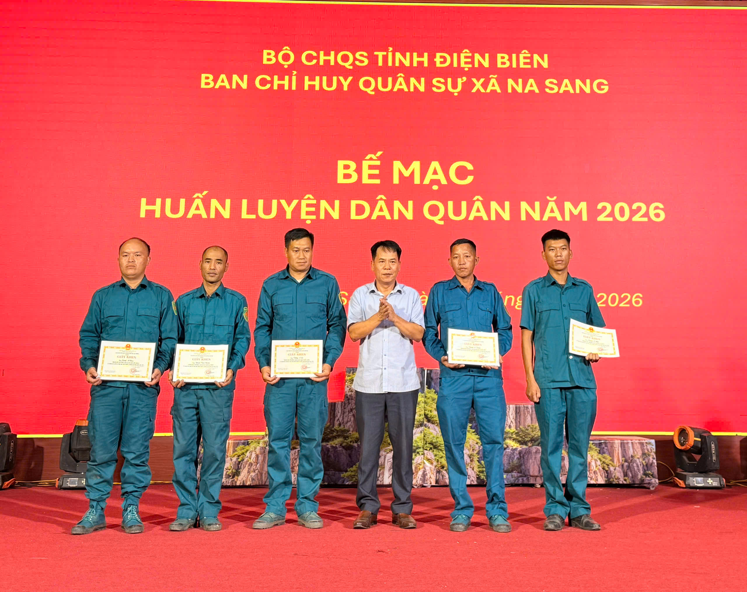 79f7119b2a2cab72f23d.jpg